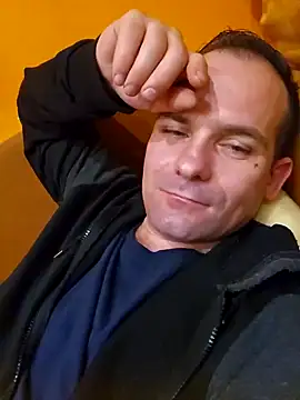 Snapshot of Tonojenej chatting on 10, 1, 2025 Tonojenej online show from 10, 1, 2025