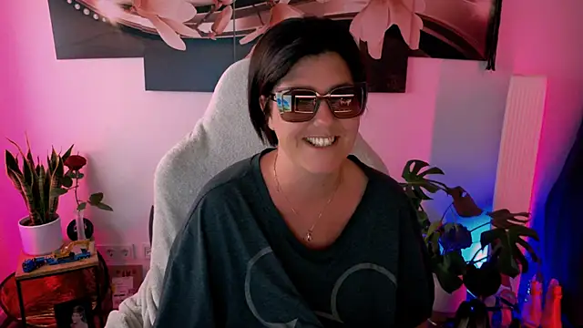 NatiLove35 online show from 10, 6, 2026