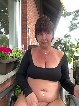 NatiLove35 online show from 22, 7, 2026