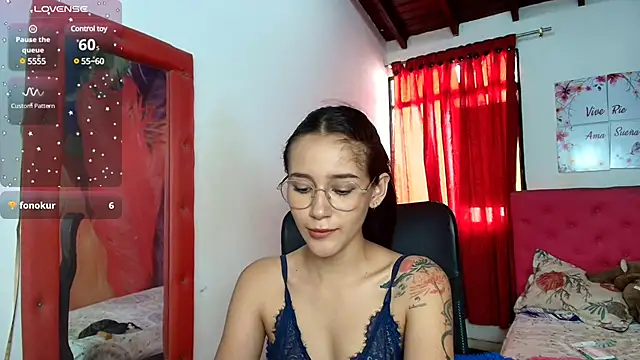 miley blue  online show from 8, 3, 2025