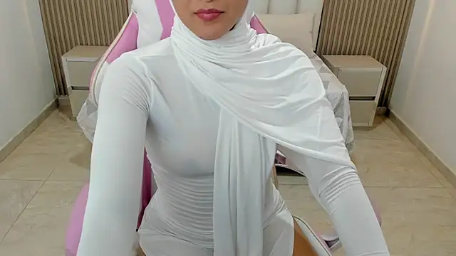 Hanaa latif online show from 3, 2, 2025