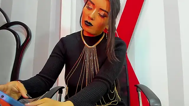 MeliizaQueen online show from 14, 2, 2025