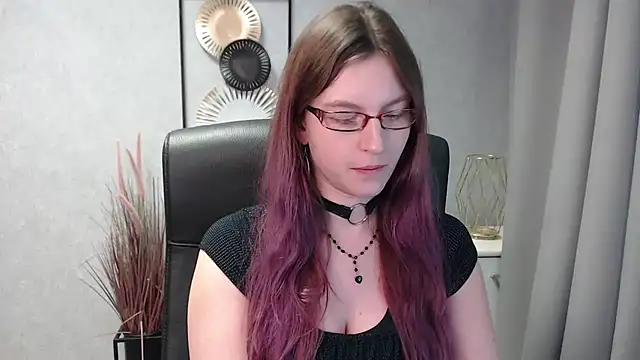 emmaxDelight online show from 29, 12, 2024