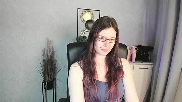 Snapshot of emmaxDelight chatting on 6, 5, 2026 emmaxDelight online show from 6, 5, 2026