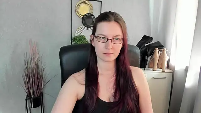 Snapshot of emmaxDelight chatting on 3, 6, 2026 emmaxDelight online show from 3, 6, 2026