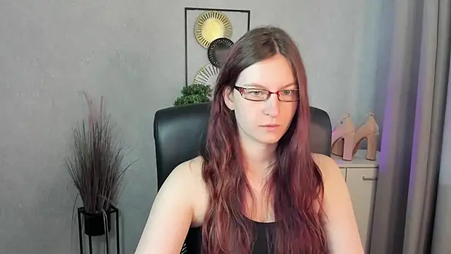 Snapshot of emmaxDelight chatting on 7, 7, 2026 emmaxDelight online show from 7, 7, 2026