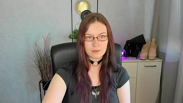 Snapshot of emmaxDelight chatting on 3, 8, 2026 emmaxDelight online show from 3, 8, 2026
