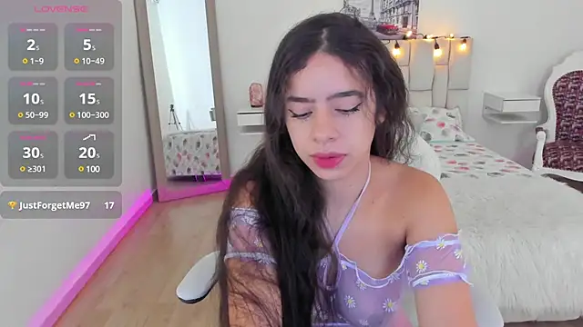 Snapshot of zoe_turnner_18 chatting on 17, 3, 2025 zoe turnner 18 online show from 17, 3, 2025