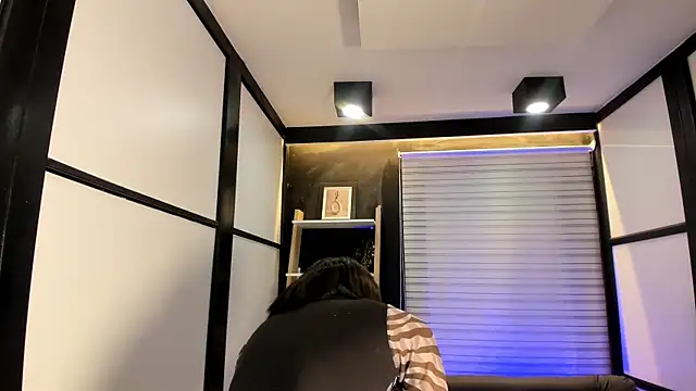 lilithTeen1  online show from 7, 3, 2025