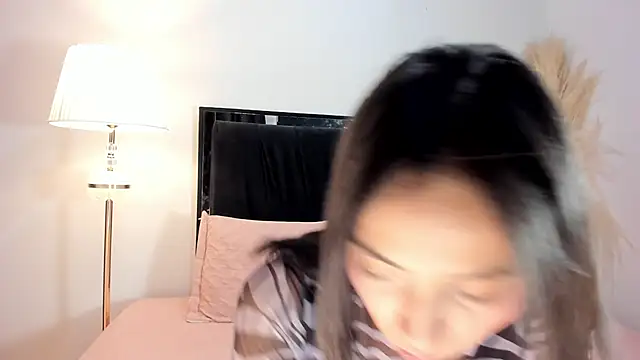 lilithTeen1  online show from 24, 4, 2026