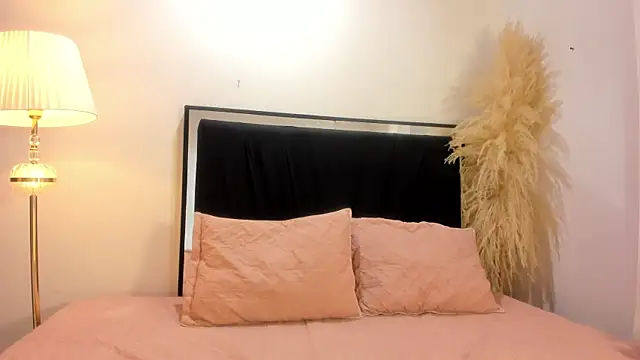 lilithTeen1  online show from 25, 7, 2026