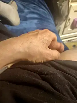 Snapshot of armdy371 chatting on 21, 3, 2025 armdy371 online show from 21, 3, 2025