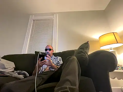 Snapshot of armdy371 chatting on 27, 9, 2025 armdy371 online show from 27, 9, 2025