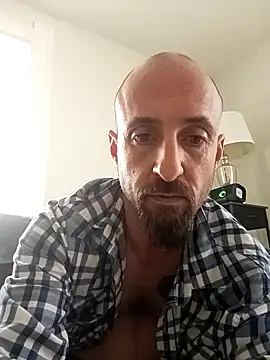 Snapshot of armdy371 chatting on 9, 10, 2025 armdy371 online show from 9, 10, 2025