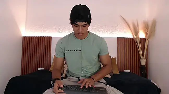 zander 2120 online show from 21, 12, 2024