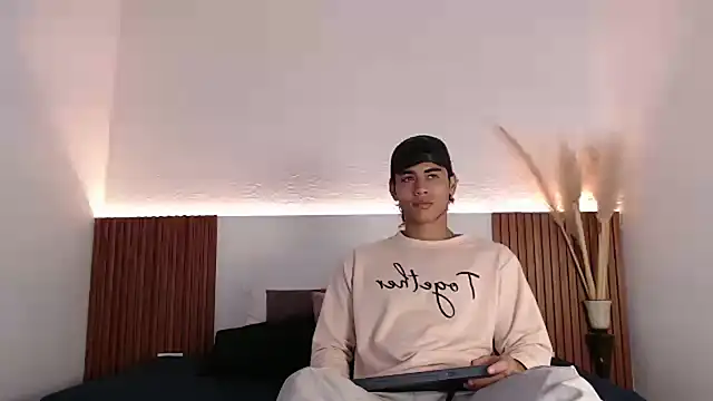 zander 2120 online show from 17, 1, 2025