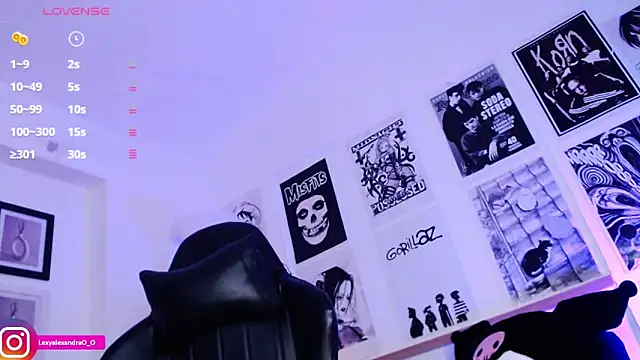 Lexyjoycce online show from 22, 3, 2025