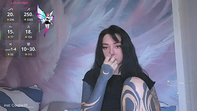 Snapshot of Coralie20_ chatting on 25, 10, 2025 Coralie20 online show from 25, 10, 2025