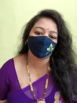 neelu-hoty online show from 18, 4, 2026