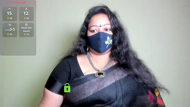 neelu-hoty online show from 6, 6, 2026
