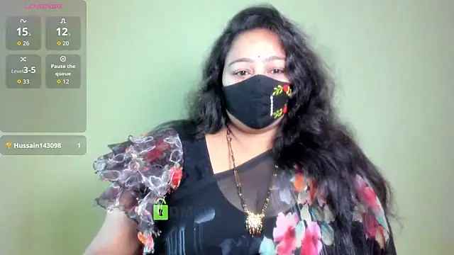 neelu-hoty online show from 7, 6, 2026