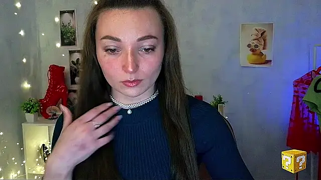  Barbie Kiss  online show from 22, 4, 2026