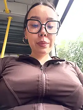 Asian Asami online show from 13, 6, 2026