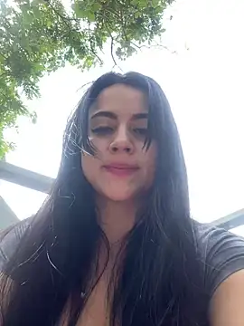 Snapshot of CoralineKam1 chatting on 24, 1, 2025 CoralineKam1 online show from 24, 1, 2025