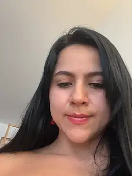 Snapshot of CoralineKam1 chatting on 6, 2, 2025 CoralineKam1 online show from 6, 2, 2025