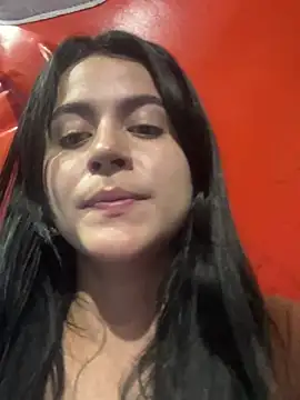 Snapshot of CoralineKam1 chatting on 4, 3, 2025 CoralineKam1 online show from 4, 3, 2025