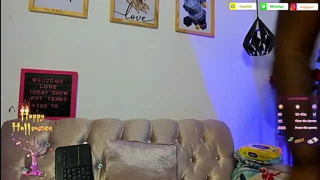 alanavega11 online show from 4, 10, 2025