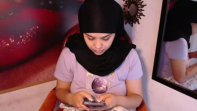 Snapshot of VenussTits97 chatting on 4, 12, 2024 VenussTits97 online show from 4, 12, 2024