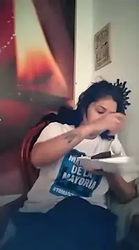 Snapshot of VenussTits97 chatting on 15, 12, 2024 VenussTits97 online show from 15, 12, 2024