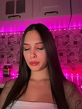 EricaWalls online show from 15, 2, 2025