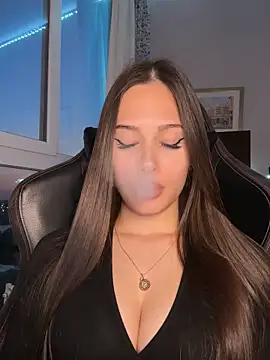 EricaWalls online show from 7, 5, 2026