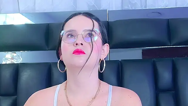 DahianaMoss online show from 21, 4, 2026