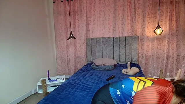 VioletaScott  online show from 23, 10, 2025