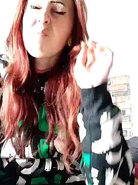 kriszy baby online show from 18, 12, 2025