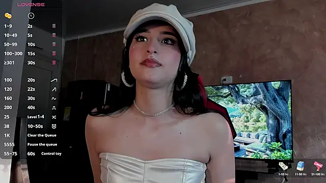 Charlotte greys online show from 26, 2, 2025