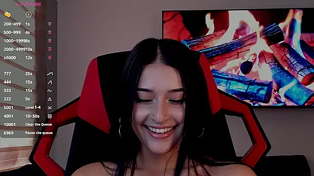 Charlotte greys online show from 12, 9, 2025