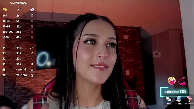Snapshot of Charlotte_greys chatting on 20, 4, 2026 Charlotte greys online show from 20, 4, 2026