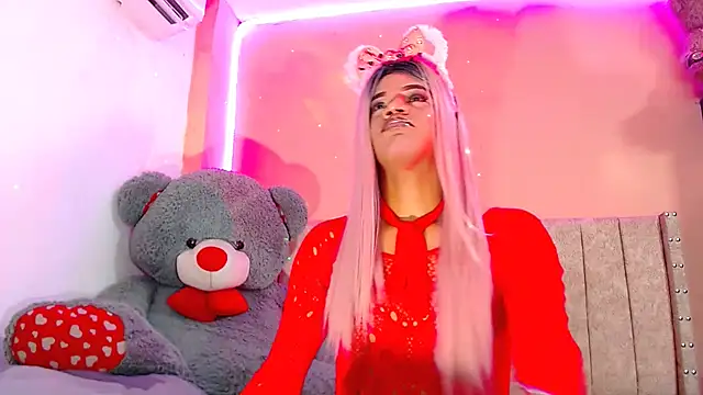 vanessa nauthygirls online show from 11, 3, 2025