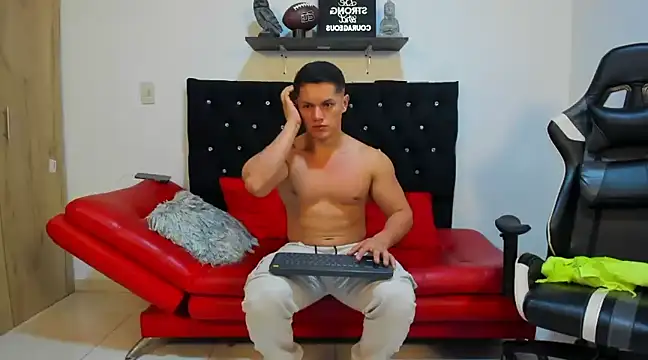 julian wallace online show from 17, 3, 2025