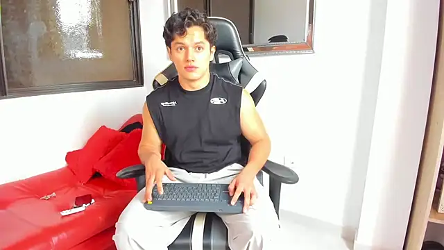 julian wallace online show from 16, 3, 2026