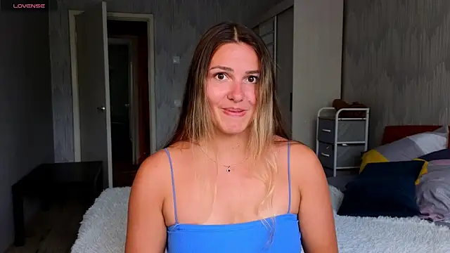 sophia euphoriaa online show from 8, 7, 2026