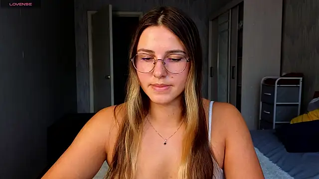 sophia euphoriaa online show from 20, 7, 2026