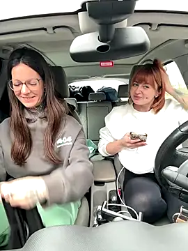 BrownieyQueen online show from 28, 11, 2025