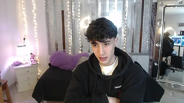 gojo satoru 18 online show from 8, 2, 2025