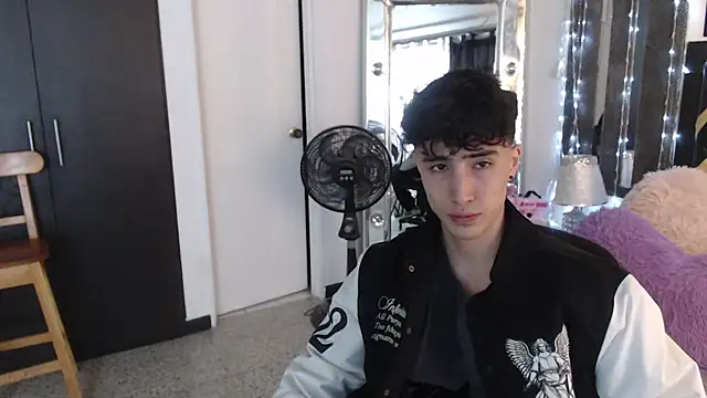 gojo satoru 18 online show from 15, 3, 2025