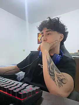 Snapshot of gojo_satoru_18 chatting on 26, 5, 2026 gojo satoru 18 online show from 26, 5, 2026